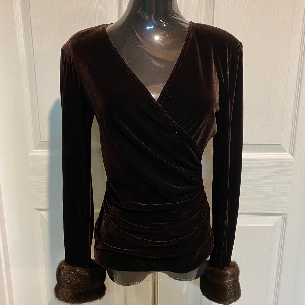 Tadashi Sterch Velvet Brown Crossover Top with Removable Fur Cuffs Size 8/10